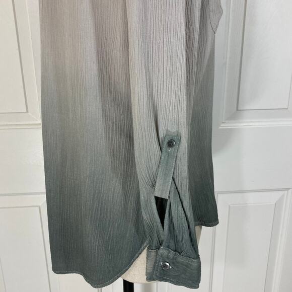 Rock & Republic button front shirt, ladies small relaxed fit gray ombre crinkle - Picture 4 of 8